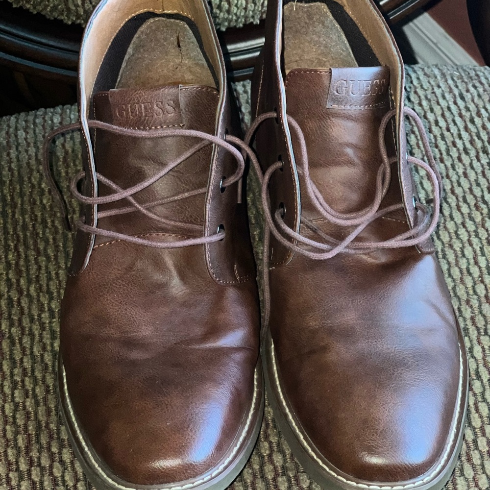 GUESS Men's Dark Brown Chukka Boots